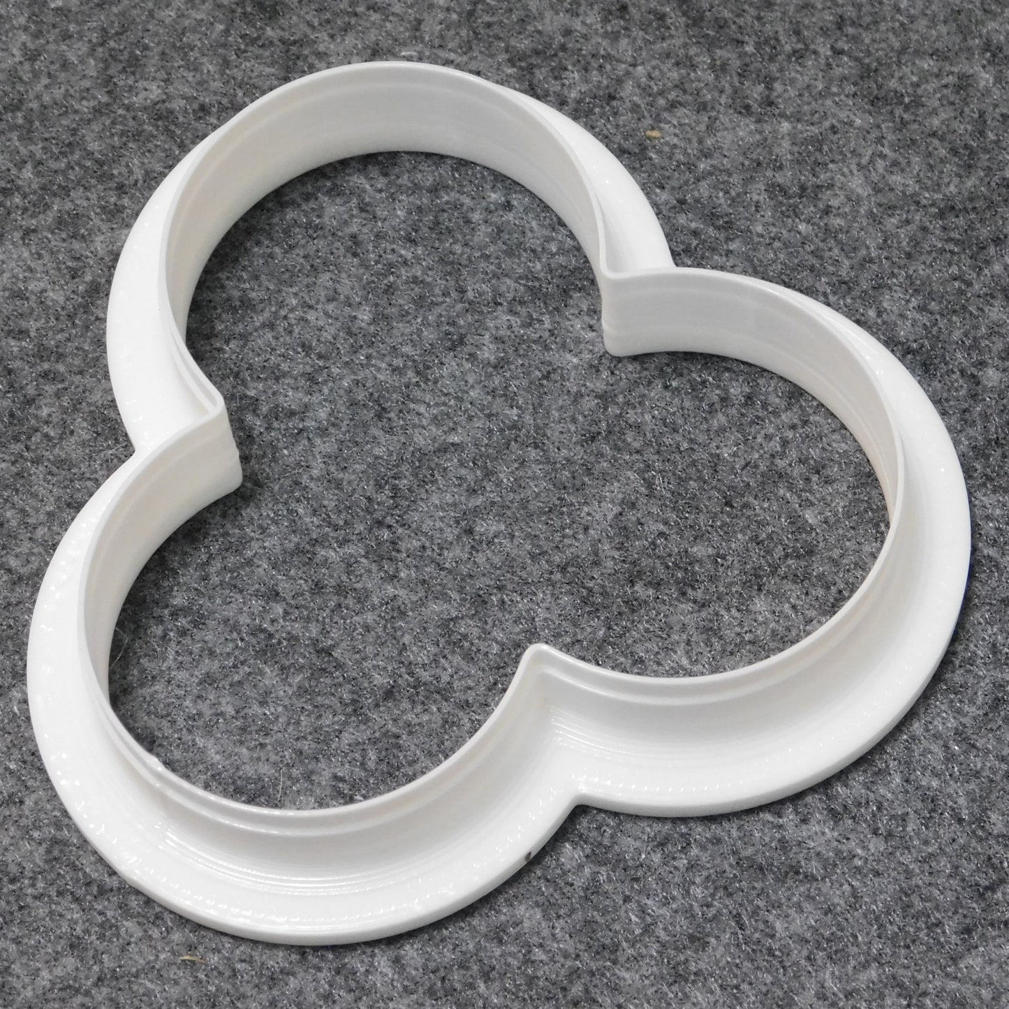 Square Die for Three Circles Extrusion
