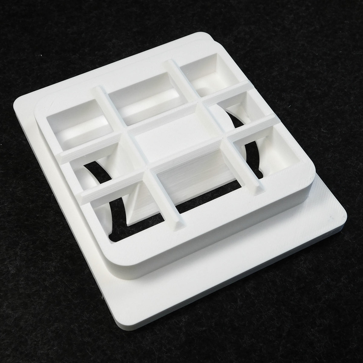 Bailey 5 - Book Vase Die