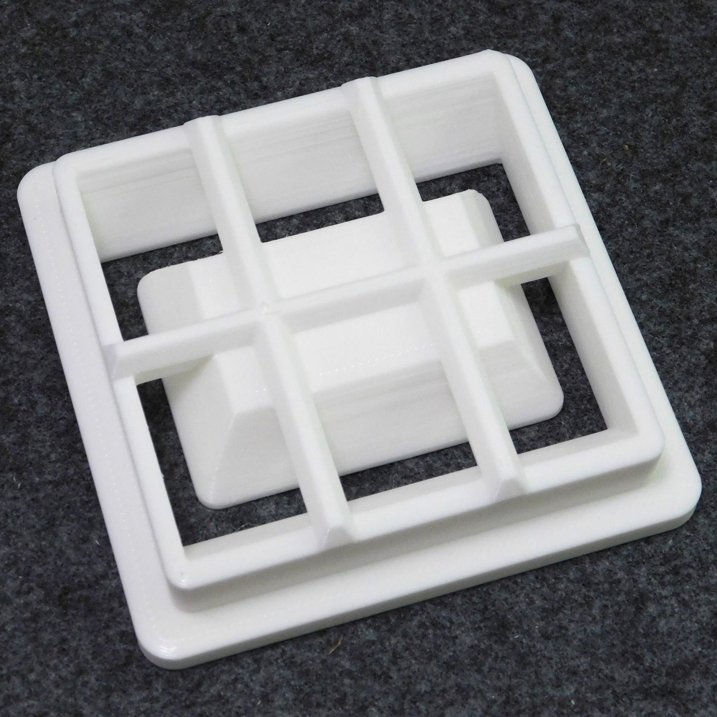 Square Die for Rectangular Extrusions