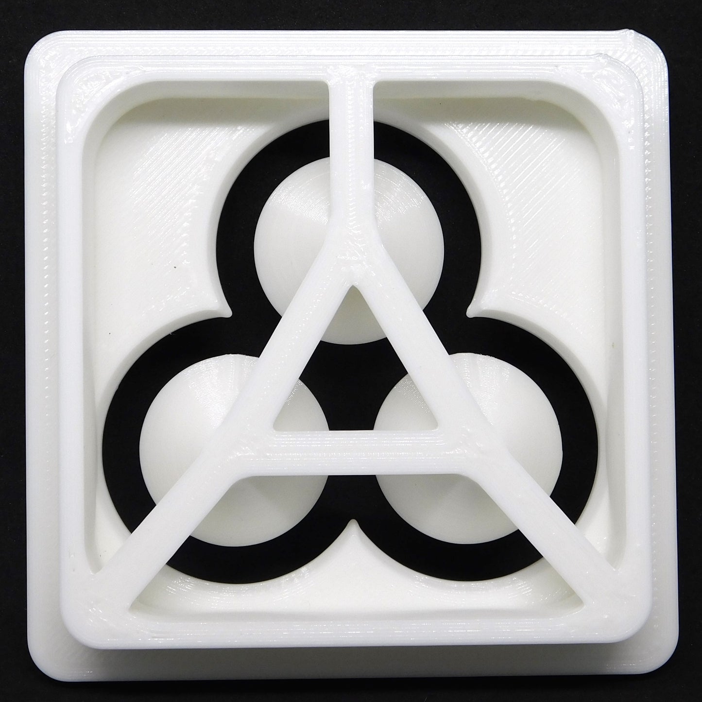 Square Die for Three Circles Extrusion