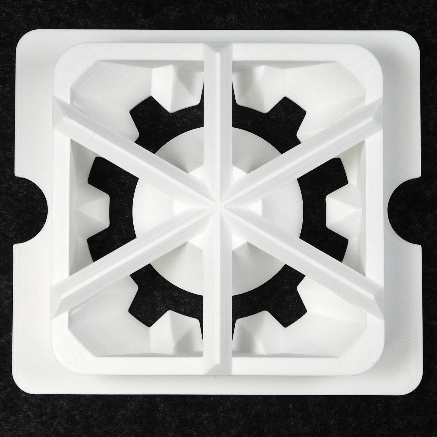 Square Gear Extruder Die